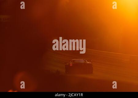 74 FRAGA Felipe (BRA), BIRD Sam (gbr), VAN GISBERGEN Shane (nzl), Riley Motorsport, Ferrari 488 GTE Evo, action pendant les 2022 24 heures du Mans, 3rd tours du Championnat du monde d'endurance FIA 2022, sur le circuit de la Sarthe, de 11 juin au 12, 2022 au Mans, France - photo: Joao Filipe/DPPI/LiveMedia Banque D'Images