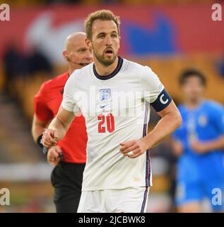 11 juin 2022 - Angleterre / Italie - Ligue des Nations de l'UEFA - Groupe 3 - Stade Molineux Harry Kane pendant le match contre l'Italie. Crédit photo : © Mark pain / Alamy Live News Banque D'Images