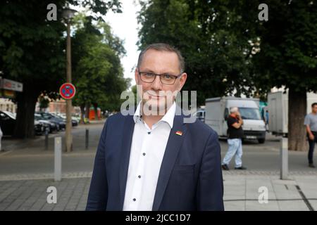 Tino Chrupalla beim Landratswahlkampf für Sebastian Wippel am Marienplatz. Görlitz, 11.06.2022 Banque D'Images