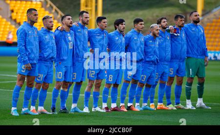 WOLVERHAMPTON ANGLETERRE - JUIN 11 : L-R Leonardo Spinazzola de l'Italie Davide Calabria de l'Italie Lorenzo Pellegrini de l'Italie Federico Gatti de l'Italie Matte Banque D'Images