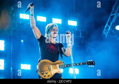 Keith Urban se produit au cours du jour 1 du festival CMA 2022 au stade Nissan sur 09 juin 2022 à Nashville, Tennessee. Photo: Amiee Stubbs/imageSPACE/Sipa USA Banque D'Images