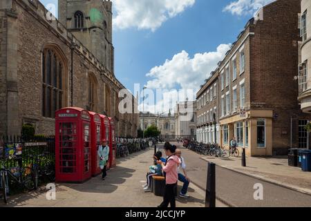 St Mary's Street dans le centre-ville de Cambridge, Angleterre. Banque D'Images