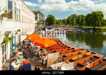 Bateaux de boxe au pub Anchor à Cambridge, en Angleterre. Banque D'Images