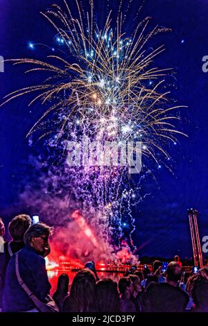 Tag der Niedersachsen: Große Lasershow startet am Maschsee Banque D'Images