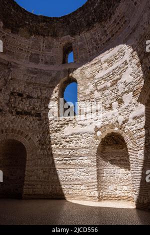 Rotonde du vestibule à côté de Peristyle du palais de Dioclétien, Split, Croatie Banque D'Images