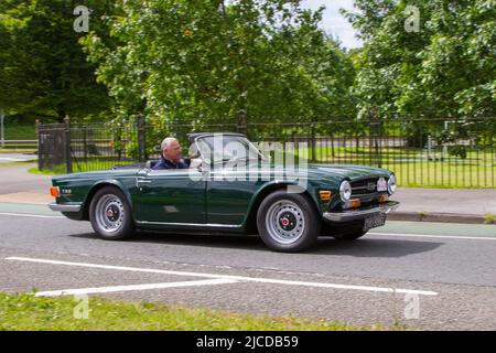 1973 70s trois années de vert Triumph TR6; automobiles présentées pendant l'année 58th de l'Assemblée de Manchester à Blackpool Touring pour les voitures Veteran, Vintage, Classic et chérités. Banque D'Images