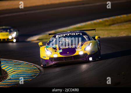 74 FRAGA Felipe (BRA), BIRD Sam (gbr), VAN GISBERGEN Shane (nzl), Riley Motorsport, Ferrari 488 GTE Evo, action pendant les 2022 24 heures du Mans, 3rd tours du Championnat du monde d'endurance FIA 2022, sur le circuit de la Sarthe, de 11 juin au 12, 2022 au Mans, France - photo: Joao Filipe/DPPI/LiveMedia Banque D'Images