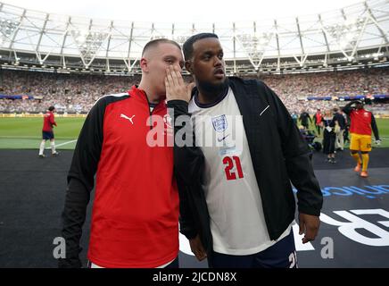 Aitch et Chunkz avant le match de l'aide au football pour l'UNICEF au stade de Londres, Londres. Date de la photo: Dimanche 12 juin 2022. Banque D'Images