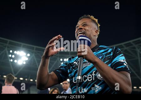 Reste du monde XI Patrice Evra après le match de football de l'UNICEF au stade de Londres, Londres. Date de la photo: Dimanche 12 juin 2022. Banque D'Images