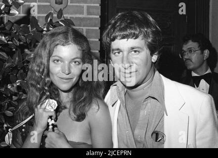 Amy Irving et Steven Spielberg Circa des années 80 crédit : Ralph Dominguez/MediaPunch Banque D'Images