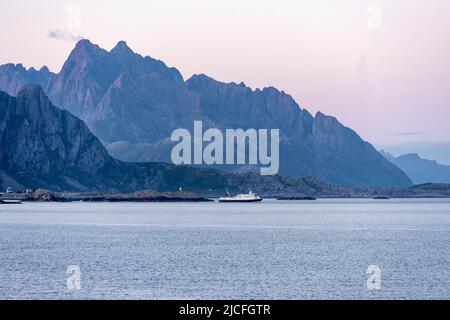 Norvège, Lofoten, chaîne de montagnes près de Kabelag. Banque D'Images