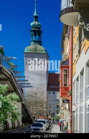 La vieille ville de Bautzen en haute Lusatia: Le Lauenturm 1400/03 a été construit pour protéger le Lauentore, qui a été nommé d'après le lion dans les armoiries de Bohème. Banque D'Images