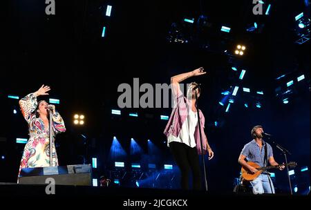 12 juin 2022 - Nashville, Tennessee - Hillary Scott, Charles Kelley, Dave Haywood, Lady A. 2022 CMA Fest concert nocturne quatrième journée au stade Nissan. (Image de crédit : © Laura Farr/AdMedia via ZUMA Press Wire) Banque D'Images