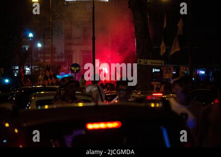 Palerme, Piazza Politeama, festeggiamenti dei tifosi per il ritorno dans la série B del Palermo Calcio Banque D'Images