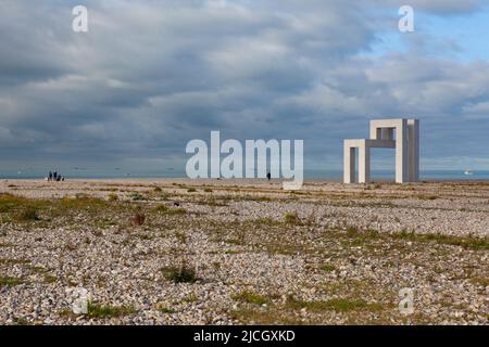 Le Havre, France - 13 octobre 2021 : 'UP#3' est une sculpture monumentale en béton blanc de Sabina Lang et Daniel Baumann installée en permanence sur le Banque D'Images