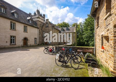 Hagen, Rhénanie-du-Nord-Westphalie, Allemagne - Château amarré de Werdringen. Le château amarré de Werdringen est un château amarré près de la rivière Ruhr aux Harkorts Banque D'Images