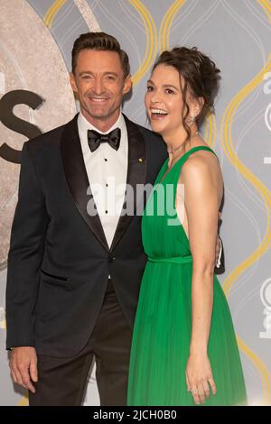 NEW YORK, NEW YORK - JUIN 12 : Hugh Jackman et Sutton Foster assistent aux Tony Awards annuels 75th au radio City Music Hall de 12 juin 2022 à New York. Banque D'Images