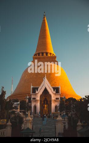 Phra Pathom Chedi plus grand stupa à Nakhon Pathom, Thaïlande Banque D'Images