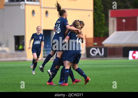 Eskilstuna, Suède. 13th juin 2022. Eskilstuna célèbre dans le jeu de la Ligue suédoise OBOS Damalssvenskan sur 13 juin 2022 entre Eskilstuna DFF Uni et KIF Orebro DFF à Tunavallen à Eskilstuna, Suède Peter Sonander/SPP crédit: SPP Sport photo de presse. /Alamy Live News Banque D'Images