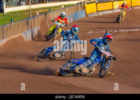 Speedway - Poole Pirates contre Leicester Lions jouant au Poole Stadium, Poole, Dorset Royaume-Uni en juin Banque D'Images