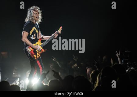 Herning, Danemark. 27th, mars 2018. Le groupe américain de métaux lourds Metalica joue un concert à Jyske Bank Boxen à Herning. Ici, le guitariste Kirk Hammett est vu en direct sur scène. (Crédit photo: Gonzales photo - Sebastian Dammark). Banque D'Images