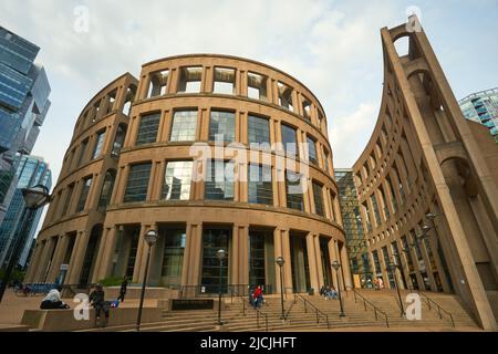 L'extérieur de Vancouver Public Library VPL branche centrale bâtiment conçu par Moshe Safdie, centre-ville de Vancouver, BC, Canada Banque D'Images