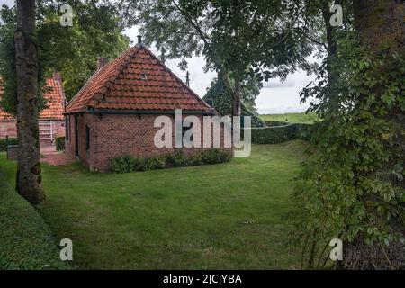 Enkhuizen, pays-Bas - 18 août,2021: Un petit chalet de pêcheurs dans le musée Zuiderzee d'Enkhuizen. Banque D'Images