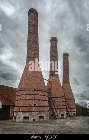 Enkhuizen, pays-Bas - 18 août,2021: Les anciens fours à chaux d'Akersloot ont été reconstruits dans le musée Zuiderzee à Enkhuizen. Banque D'Images