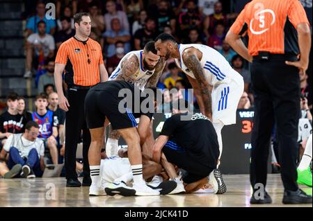 Barcelone, Espagne. 13/06/2022, Anthony Randolph du Real Madrid pendant la Ligue Endesa Jouez au match final entre le FC Barcelone et le Real Madrid au Palau Blaugrana à Barcelone, Espagne. Banque D'Images