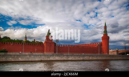 Panorama du Kremlin de Moscou en été, site populaire, Moscou, Russie, Europe Banque D'Images