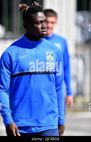 Westerlo, Belgique. 14th juin 2022. Fernand Goure de Westerlo arrive pour une session d'entraînement avant la saison 2022-2023, de l'équipe belge de football de première division KVC Westerlo, mardi 14 juin 2022 à Bruges. BELGA PHOTO LUC CLAESSEN crédit: Belga News Agency/Alay Live News Banque D'Images