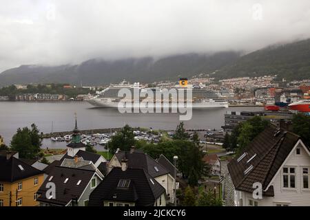 Costa Diadema, Bergen, Norvège, juin 2022 Banque D'Images