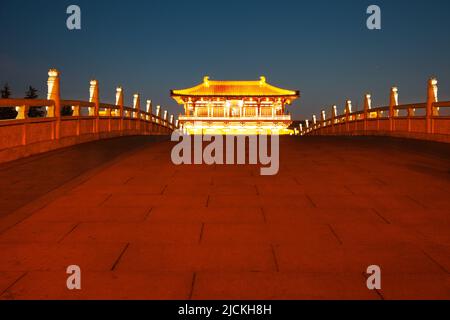 Xi'an datang jardin de fudong la nuit et pont Banque D'Images