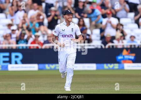 Ben Stokes, d'Angleterre, célèbre la capture de Trent Boult, de Nouvelle-Zélande Banque D'Images