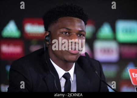Madrid, Espagne. 20th mai 2022. Présentation d'Aurelien Tchouameni comme nouveau joueur du Real Madrid à la Real Madrid Sports City. 14 juin 2022 Presentacion de Aurelien Tchouameni como nuevo jugador de Real Madrid en la Ciudad Deportiva del Real Madrid. 14 de Junio de 2022 900/Cormon Press Credit: CORMON PRESS/Alay Live News Banque D'Images
