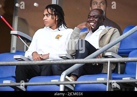 Wilfrid (Wilfried) et Ethan MBAPPE lors de la Ligue des Nations de l'UEFA, Ligue A - match de football du Groupe 1 entre la France et la Croatie sur 13 juin 2022 au Stade de France à Saint-Denis près de Paris, France - photo: Matthieu Mirville/DPPI/LiveMedia Banque D'Images