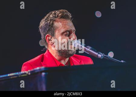 13/06/2022 - la chanteuse italienne CESARE CREMONINI joue en direct au stade San Siro de Milan, en Italie Banque D'Images