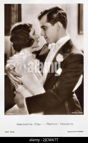 Portrait de Marceline Day et Ramon Novarro dans Un certain jeune homme (1928) - l'ère silencieuse d'Hollywood Banque D'Images