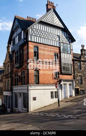 Extérieur du bâtiment conçu par le pionnier social et architecte John Allan, utilisant des matériaux durables de l'environnement local pour repousser les frontières Banque D'Images