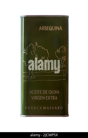 Boîte d'Arbequina Extra Virgin Olive Oil Franck Massard huile d'olive isolée sur fond blanc - produit de l'Espagne, espagnol Banque D'Images