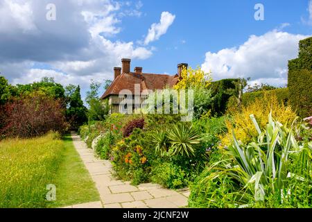 Maison et jardins de Great Dixter, la longue frontière, East Sussex, Royaume-Uni Banque D'Images
