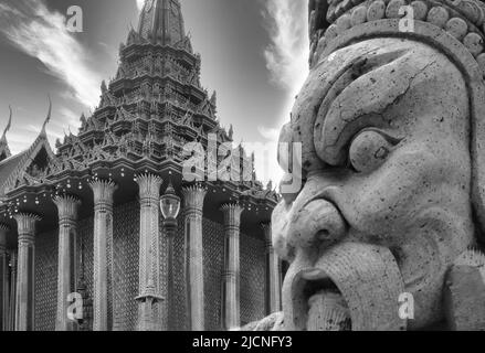 Quelques détails architecturaux du fabuleux temple d'Angkor Wat, le symbole national du Cambodge, un chef-d'œuvre de la civilisation khmère Banque D'Images