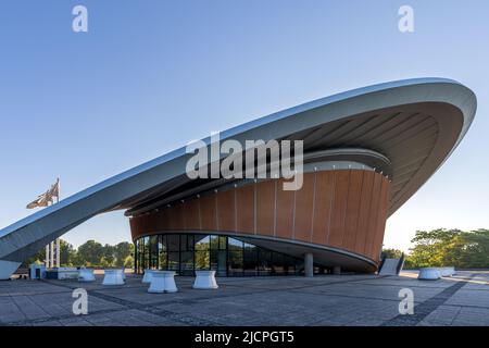 Maison des cultures du monde dans le Tiergarten, Berlin, Allemagne. Banque D'Images