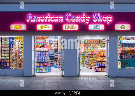 Les American Candy Shops ont connu une croissance considérable dans Oxford Street, qui est maintenant confronté à des probs du Westminster Council sur des prétendus lauda d'argent Banque D'Images