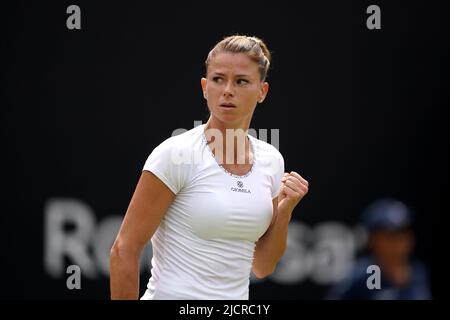 La Camila Giorgi d'Italie en action contre Tereza Martincova de la République tchèque (non représenté) le cinquième jour du Rothesay Classic Birmingham au Club du Prieuré d'Edgbaston. Date de la photo: Mercredi 15 juin 2022. Banque D'Images