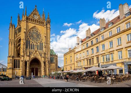 La cathédrale de Metz, également appelée la cathédrale Saint-Étienne, Metz (Cathédrale Saint-Étienne de Metz), est une cathédrale catholique romaine de Metz, capitale de Banque D'Images