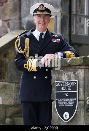 Nouveau chef des forces armées britanniques, chef de l'amiral Sir Tony Ralakin, après une interview avec les médias au château d'Édimbourg. Photo : mercredi 15 juin 2022. Banque D'Images