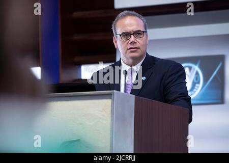 (220615) -- ROME, 15 juin 2022 (Xinhua) -- photo de fichier prise sur 26 juillet 2019 montre Maximo Torero, l'économiste en chef de l'Organisation des Nations Unies pour l'alimentation et l'agriculture (FAO) à Rome, Italie. ALLER AVEC "Interview: La crise de l'Ukraine menace la récolte des céréales 2023, dit le meilleur économiste de la FAO" (FAO/document via Xinhua) Banque D'Images