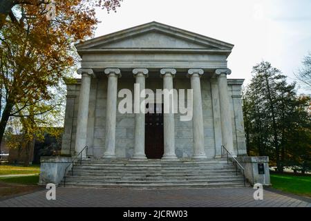 PRINCETON, NJ USA - NOVENBER 12, 2019: Bâtiment de campus à l'université de Princeton, NJ Banque D'Images