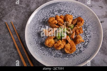 Crevettes tempura (crevettes frites) . Banque D'Images